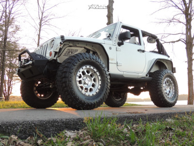 2013 Jeep Wrangler JK - 18x9 0mm - XD XD132 RG2 - Suspension Lift 3.5" - 38" x 13.5"