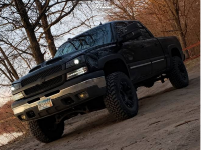 2005 Chevrolet Silverado 1500 - 18x9 0mm - Monster Energy 534b - Suspension Lift 6" - 35" x 12.5"