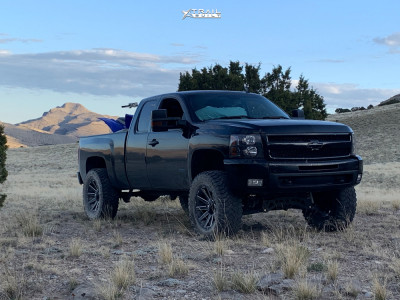 2011 Chevrolet Silverado 1500 - 20x10 -19mm - Fuel Contra - Suspension Lift 8" - 37" x 13.5"