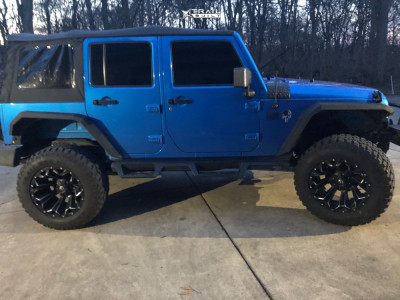 2016 Jeep Wrangler - 20x12 -43mm - Fuel Assault - Suspension Lift 3.5" - 35" x 12.5"