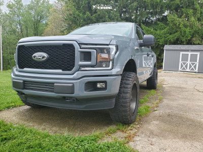 2019 Ford F-150 - 20x10 -25mm - Ultra Warlock - Suspension Lift 2.5" - 33" x 12.5"
