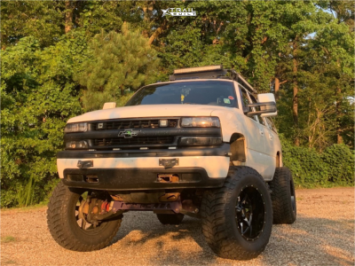 【porte】 SUBURBAN Dirt 2001 Chevrolet Suburban 1500 Wheel Offset Hella Stance >5