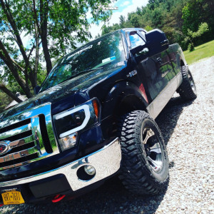 2011 Ford F-150 - 17x9 0mm - Dick Cepek Dc-1 - Leveling Kit - 35" x 12.5"