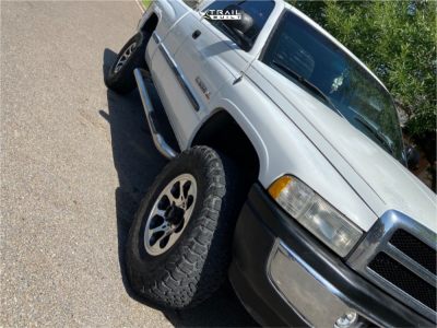 1999 Dodge Ram 1500 - 17x9 0mm - American Outlaw Lonestar - Suspension Lift 3" - 35" x 12.5"