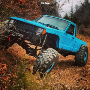1988 Jeep Comanche - 16.5x16 -139.7mm - Bart Wheels Custom Altered - Suspension Lift 4" - 44" x 18.5"