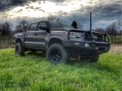 2019 Toyota Tacoma - 16x8.5 -0mm - Black Rhino Bantam - Suspension Lift 2.5" - 255/85R16