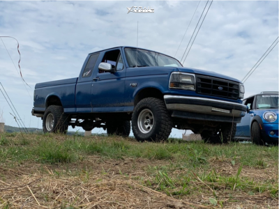1994 Ford F-150 - 15x10.5 -33mm - Mickey Thompson Bullet Hole - Suspension Lift 4" - 33" x 12.5"
