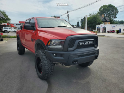 2019 Ram 1500 Classic - 20x10 -18mm - Moto Metal Mo970 - Suspension Lift 6" - 37" x 12.5"