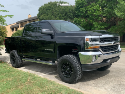 2017 Chevrolet Silverado 1500 - 18x9 0mm - Helo He900 - Suspension Lift 7.5" - 35" x 12.5"