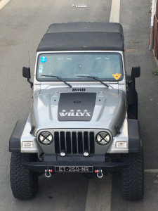 2000 Jeep TJ - 15x8 -44mm - Mickey Thompson Classic Baja Lock - Suspension Lift 7.5" - 35" x 12.5"