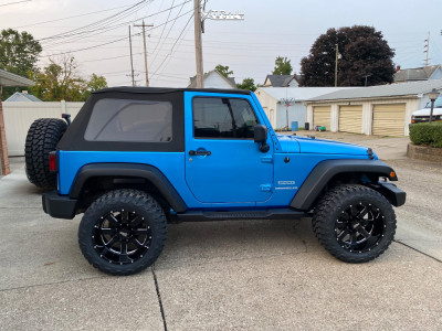 2010 Jeep Wrangler JK - 20x12 -44mm - Moto Metal Mo962 - Leveling Kit - 33" x 14.5"