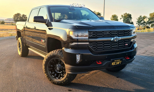 2017 Chevrolet Silverado 1500 - 17x9 0mm - Fuel Vapor - Suspension Lift 4.5" - 33" x 12.5"