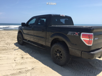 1 2014 F 150 Ford Rough Country Suspension Lift 3in Helo He909 Black