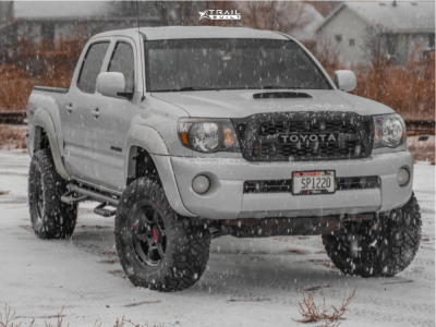 2008 Toyota Tacoma - 17x8.5 -10mm - Kansei Off Road Roku - Suspension Lift 3" - 33" x 12.5"