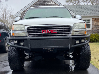 2002 GMC Sierra 2500 HD Wheel Offset Aggressive > 1" Outside Fender