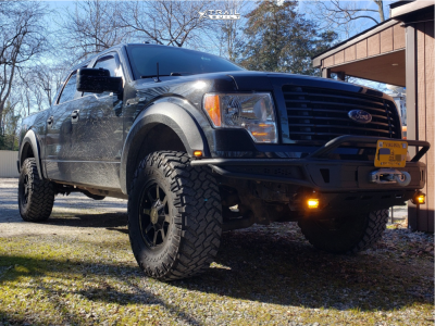 2014 Ford F-150 - 17x9 18mm - Helo He909 - Suspension Lift 3" - 35" x 12.5"