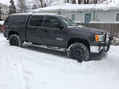 2010 GMC Sierra 1500 - 17x9 1mm - Fuel Crush - Suspension Lift 3.5" - 285/75R17