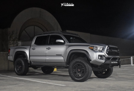 2016 Toyota Tacoma - 17x9 0mm - OEM Wheels 4runner TRD Wheels - Suspension Lift 3.5" - 33" x 12.5"