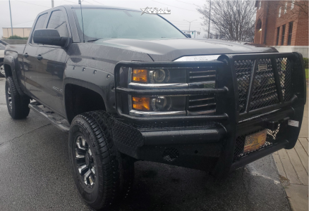 2015 Chevrolet Silverado 2500 HD - 17x9.5 -18mm - Black Rhino Pinatubo - Suspension Lift 3.5" - 35" x 12.5"