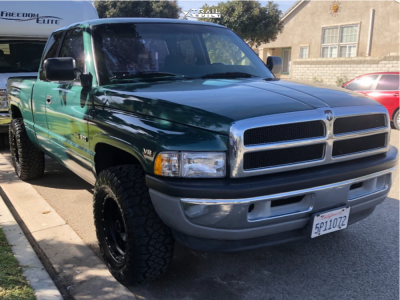 1997 Dodge Ram 1500 - 17x9 -28mm - Method The Standard - Leveling Kit - 33" x 12.5"