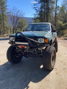 1986 Toyota 4Runner Wheel Offset Aggressive > 1