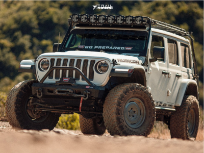 2018 Jeep Wrangler - 17x8.5 -0mm - Fifteen52 Offroad Analog Hd - Suspension Lift 4" - 37" x 12.5"