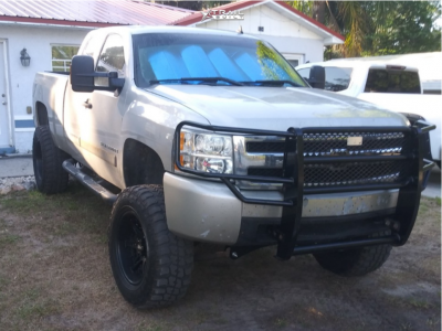 2008 Chevrolet Silverado 1500 - 18x12 -44mm - Moto Metal Mo970 - Suspension Lift 7" - 37" x 13.5"
