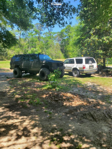 1999 GMC K1500 Suburban - 15x15 101.6mm - Bart Wheels Super Trucker - Suspension Lift 9" - 42" x 15.5"