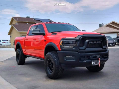 2021 Ram ProMaster 2500 - 17x8.5 0mm - Method Mr305 - Stock Suspension - 37" x 12.5"