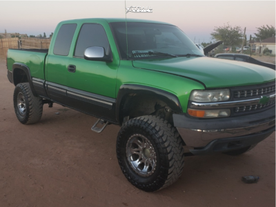 2002 Chevrolet Silverado 2500 HD - 19x10 -12mm - American Offroad Renegade - Suspension Lift 7" - 35" x 12.5"