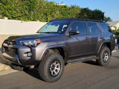 2020 Toyota 4Runner - 17x8.5 0mm - Icon Alloys Rebound - Suspension Lift 2.5" - 285/70R17