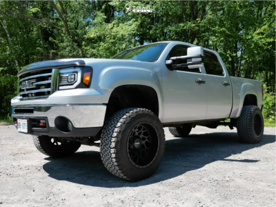 2012 GMC Sierra 1500 - 20x12 -44mm - Krank Ambush - Suspension Lift 7.5" - 35" x 12.5"