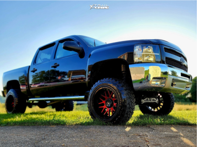 2013 Chevrolet Silverado 1500 - 20x12 -44mm - Motiv Offroad Magnus - Suspension Lift 7.5" - 35" x 12.5"