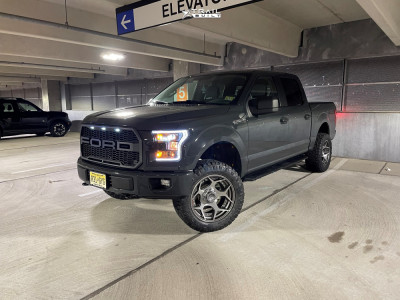 2016 Ford F-150 - 20x10 -18mm - 4Play 4p50 - Suspension Lift 3" - 33" x 12.5"