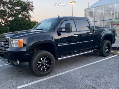 2011 GMC Sierra 2500 HD - 20x10 -24mm - Moto Metal Mo970 - Stock Suspension - 295/60R20