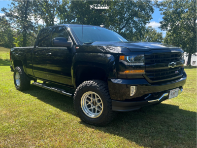 2016 Chevrolet Silverado 1500 - 17x9 -38mm - Falcon Off-Road Tx1 - Suspension Lift 5" - 33" x 12.5"