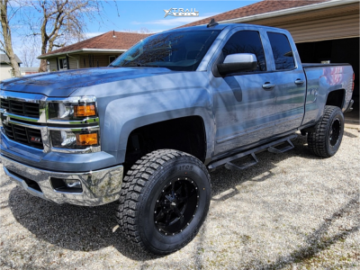 2015 Chevrolet Silverado 1500 - 18x10 -24mm - Moto Metal Mo970 - Suspension Lift 7" - 35" x 12.5"