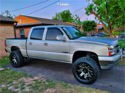 2006 Chevrolet Silverado 1500 - 20x12 -44mm - Hardrock Painkiller Xposed - Suspension Lift 6" - 35" x 12.5"