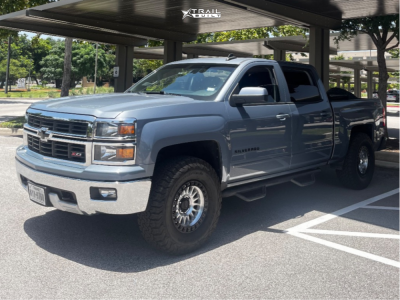 2015 Chevrolet Silverado 1500 - 17x8.5 -10mm - KMC Km552 - Leveling Kit - 35" x 12.5"