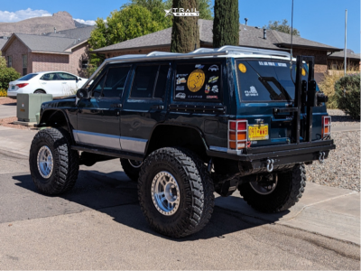 1996 Jeep Cherokee Wheel Offset Super Aggressive 3"-5" Suspension Lift