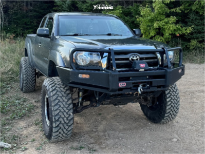 1 2009 Tacoma Toyota Base Rough Country Suspension Lift 8in Kmc Kmc237 Black