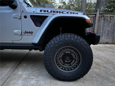 1 2023 Gladiator Jeep Rubicon Stock Suspension Lift 35in Black Rhino Armory Black