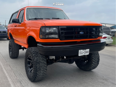 1 1992 Bronco Ford Eddie Bauer Superlift Suspension Lift 6in Body 3in Ballistic Hawk Black Milled