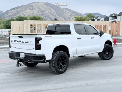 1 2022 Silverado 1500 Chevrolet Lt Trail Boss Rough Country Suspension Lift 4in Fuel Charger Black