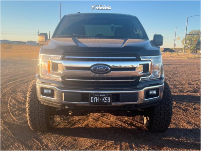 1 2018 F 150 Ford Xlt Rough Country Suspension Lift 6in Vision Rocker Black