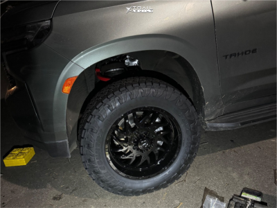 1 2023 Tahoe Chevrolet Rst Rough Country Suspension Lift 35in Tis 544gb Gloss Black