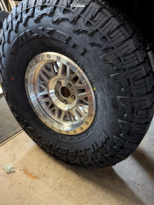 1 2005 Wrangler Jeep Unlimited Unknown Suspension Lift 25in Raceline Ryno Beadlock Machined