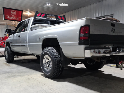 1 2002 Ram 2500 Dodge Base Rough Country Leveling Kit Mickey Thompson Classic Iii Polished