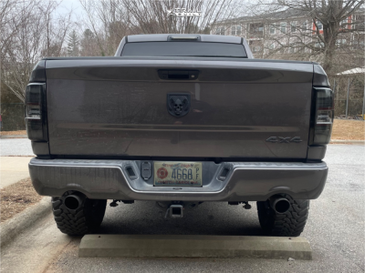 1 2015 1500 Ram Tradesman Rough Country Suspension Lift 4in Method Mr305 Double Black