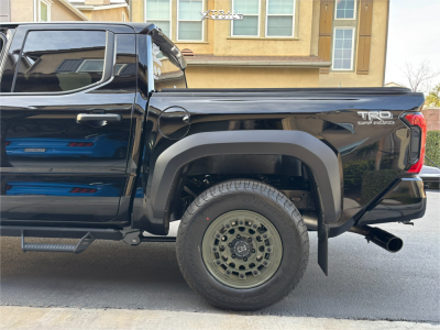 1 2025 Tacoma Toyota Trd Off Road Stock Stock Black Rhino Fuji Green